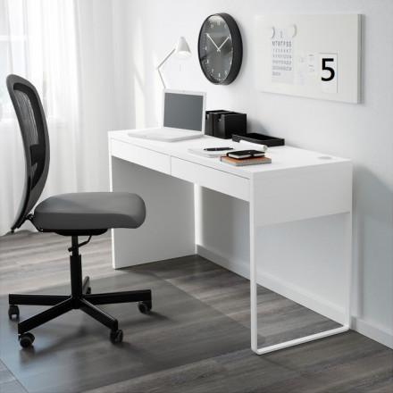 Белый письменный стол аналог ИКЕА МИККЕ (IKEA MICKE)